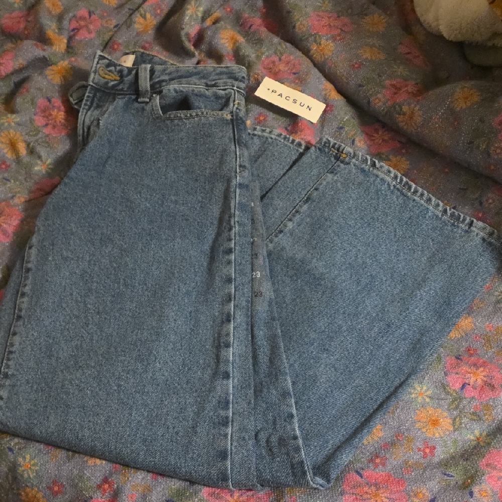 PacSun Women's Classic Blue Straight Leg Jeans